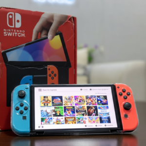 Nintendo Switch OLED Blanche - Puce installée + 128 Go + Jeux - Pack Complet